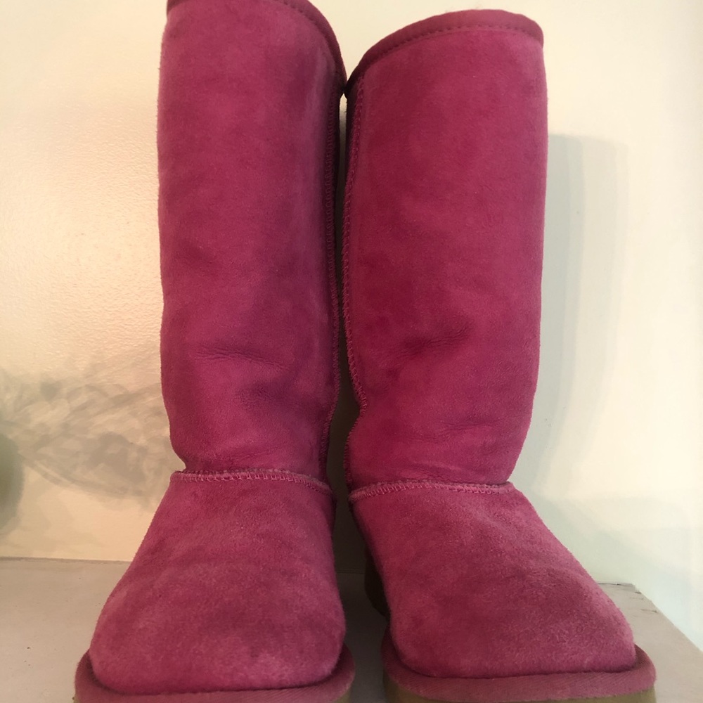 UGG Tall Classic 4.0 - Picture 6 of 8